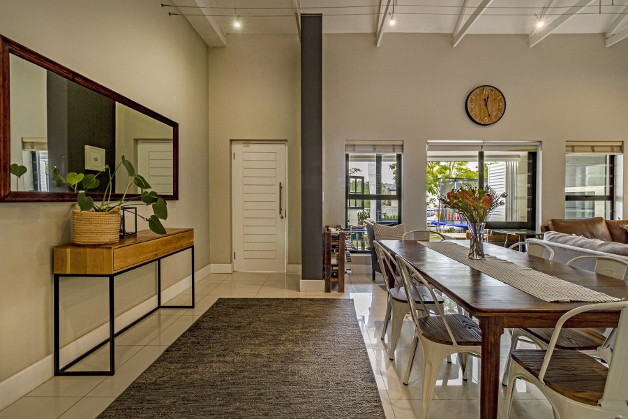 3 Bedroom Property for Sale in Heldervue Western Cape